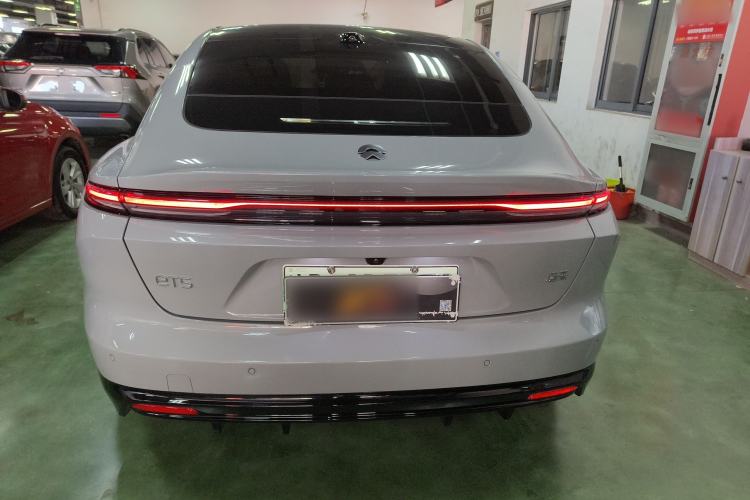 Used Nio ET5 2025 75 kWh