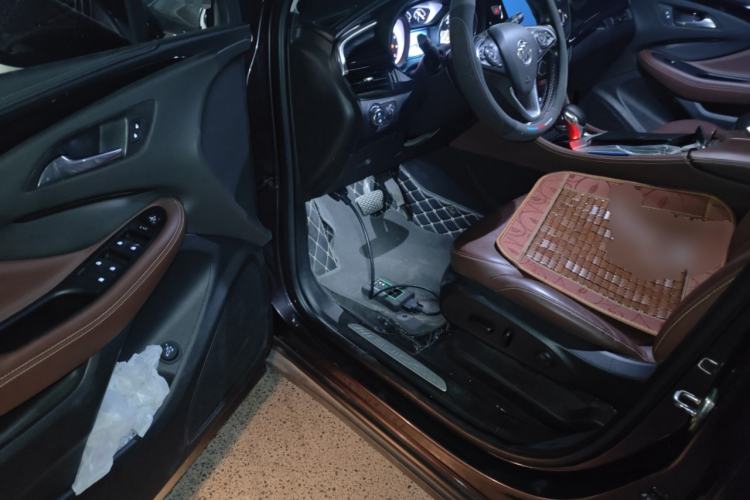 Used Buick Envision 2018 20T Two-Wheel Drive Luxury Model
