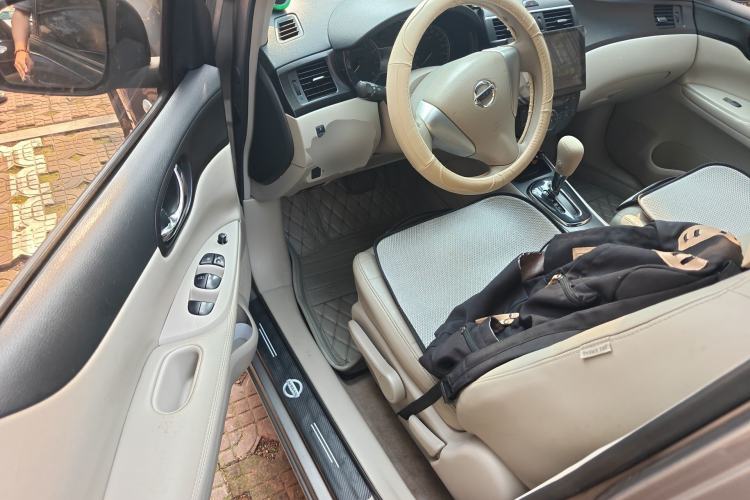 Used Nissan Tiida 2011 1.6L CVT Smart Version Driver Seat