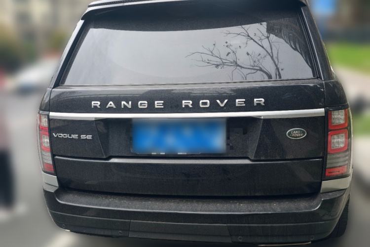 Used Land Rover Range 2014 3.0 SC V6 Vogue SE Long-Wheelbase Edition
