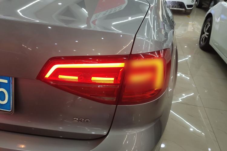 Used Volkswagen Sagitar 2015 230TSI Automatic Comfort Version