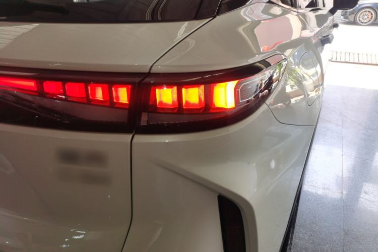 Used EXEED Stellar C-DM 2024 1.5T Long-Range Pro
