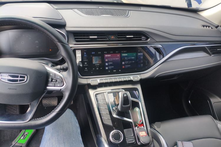 Used Geely Auto Emgrand X7 Sport 2020 1.8TD DCT Smart Connect PRO Center Console