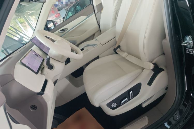 Used Wey Lanshan 2025 Four-Wheel Drive Max
