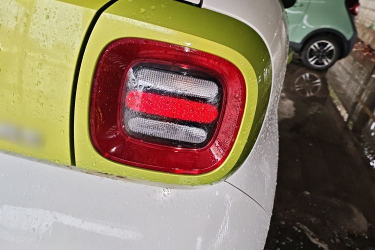 Used ORA Black Cat 2021 301 km Basic Version