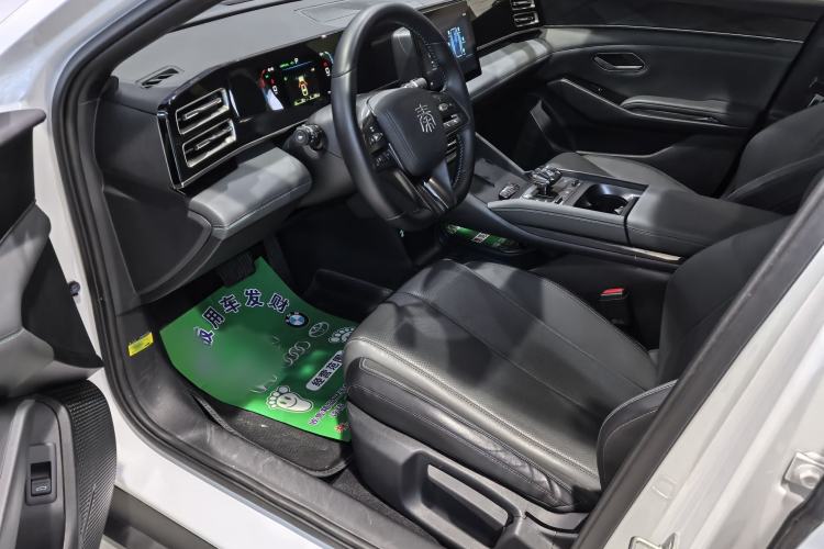 Used BYD Qin L 2024 DM-i 80KM Leading Model
