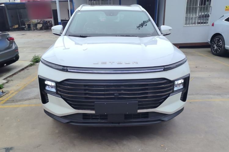 Used JETOUR X70 PLUS 2025 1.5T Elite Edition 7-Seater