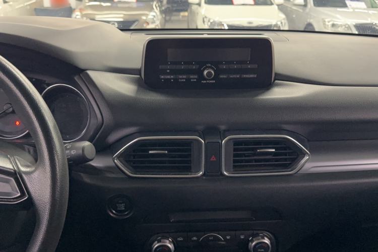 Used Mazda CX-5 2017 2.0L Manual Two-Wheel Drive Comfort Version China V Standard
