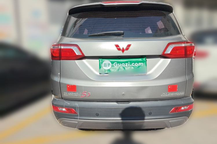 Used Wuling Hongguang S3 2018 1.5T Manual Luxury Model China V Standard