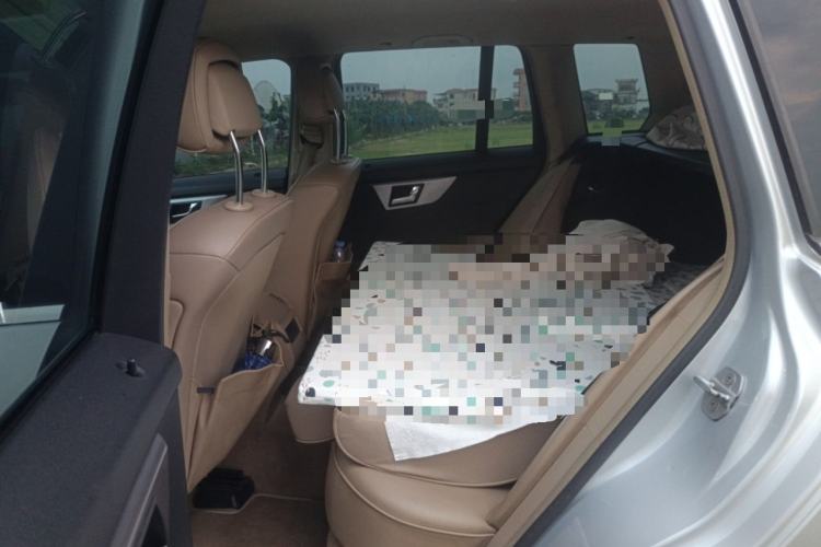 Used Mercedes-Benz GLK-Class 2010 GLK 300 4MATIC Fashion Model Left Rear Seat