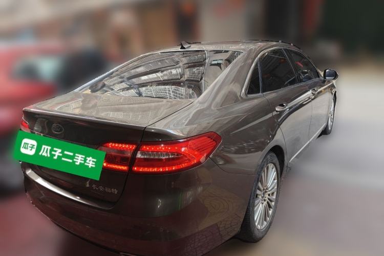 Used Ford Taurus 2017 EcoBoost 245 Luxury Model Rear Right 45 Deg