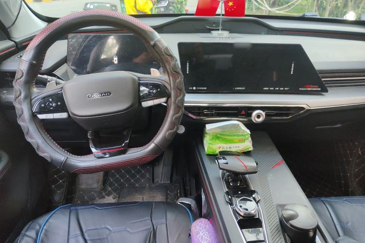 Used CHANGAN OSHAN Z6 2022 Blue Whale 1.5T DCT Luxury Model
