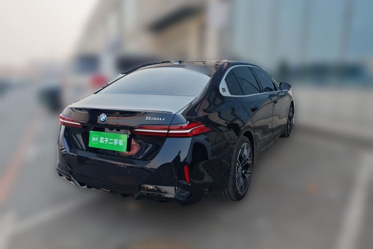 Used BMW 5 Series 2024 530Li Luxury Edition M Sport Package
