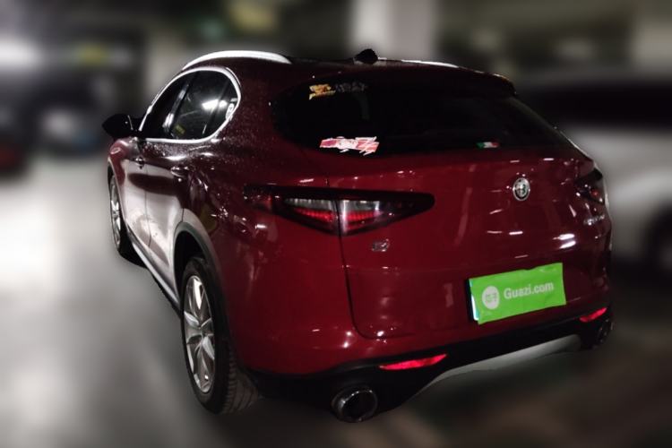 Used Alfa Romeo Stelvio 2017 2.0T 280HP Luxury Edition Rear Left 45 Deg