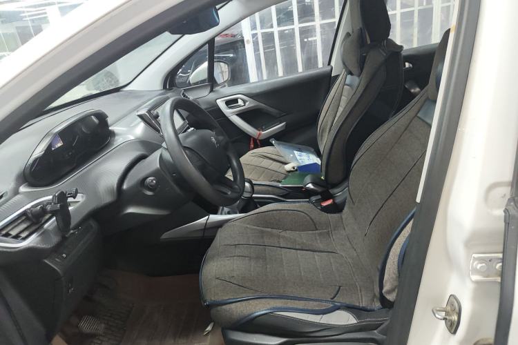 Used Peugeot 2008 2014 1.6L Manual Trend Edition