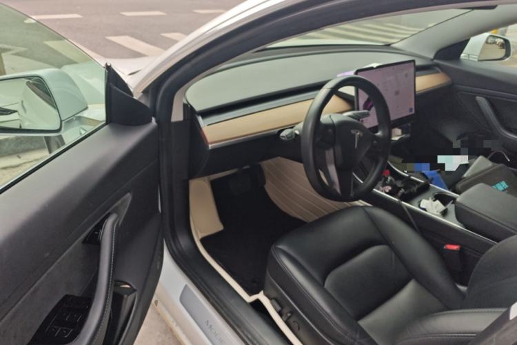 Used Tesla Model 3 2019 Long-Range All-Wheel-Drive Version Driver Seat