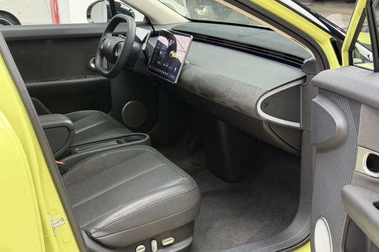 Used firefly 2025 Illuminated Edition
