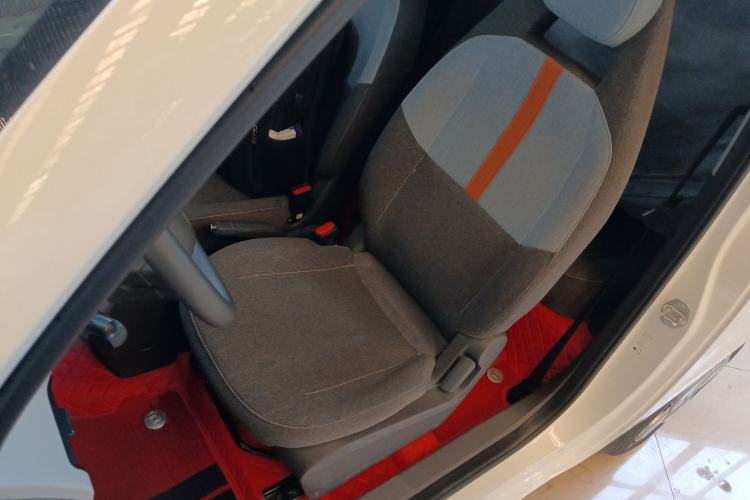 Used Geely Galaxy Panda 2024 Panda Mini 200km Endurance Bear Left Front Seat