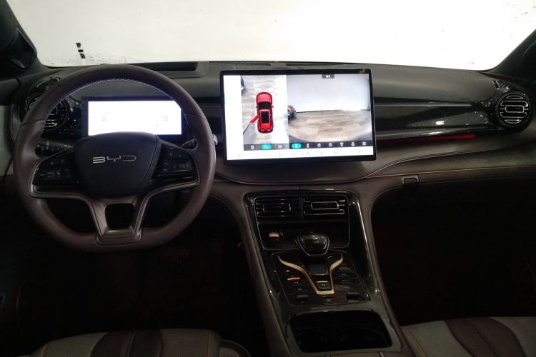 Used BYD Frigate 07 2023 DM-i 100KM Flagship Model Center Console