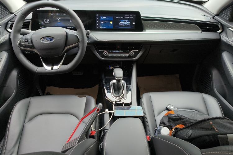 Used Ford Escort 2021 1.5L Automatic Diamond Edition Center Console