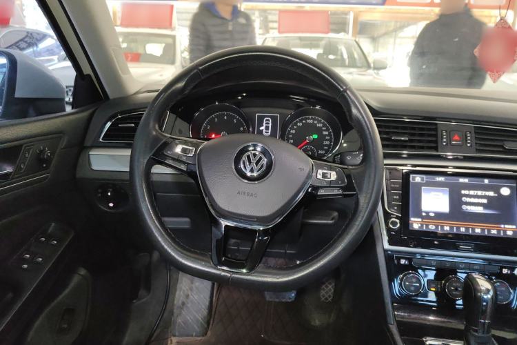 Used Volkswagen Lamando 2015 280TSI DSG Comfort Edition