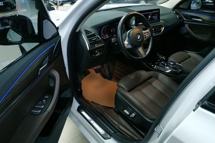 Used BMW X3 2023 xDrive30i Leading Model M Night Edition Package Driver Seat