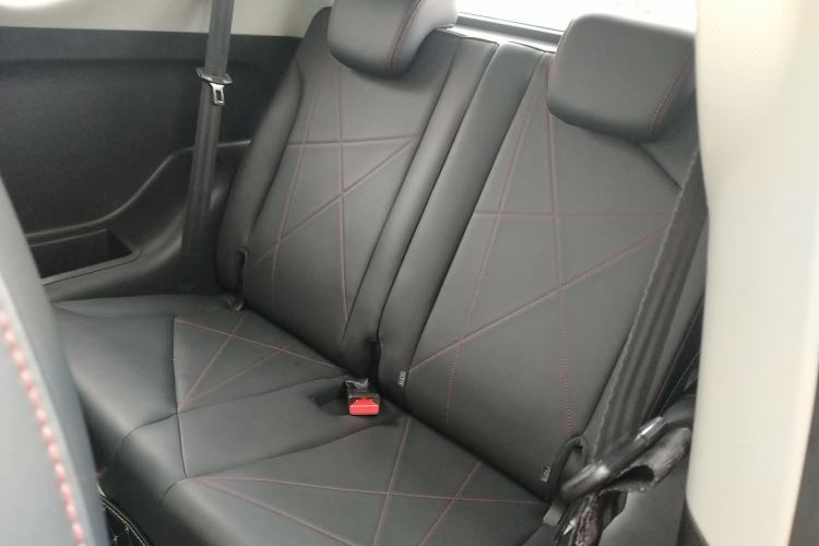 Used Chery Little Ant 2022 Sweet Pink Edition Full Sugar Version Lithium Iron Phosphate 29.2 kWh 30 kW 301 km