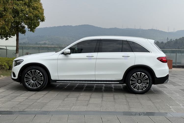 Used Mercedes-Benz GLC 2019 GLC 200 L 4MATIC Exterior 3
