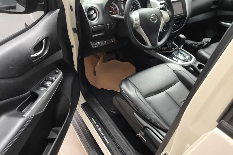 Used Nissan Terra 2020 2.5L XL Upper Automatic Two-Wheel Drive Luxury Edition
