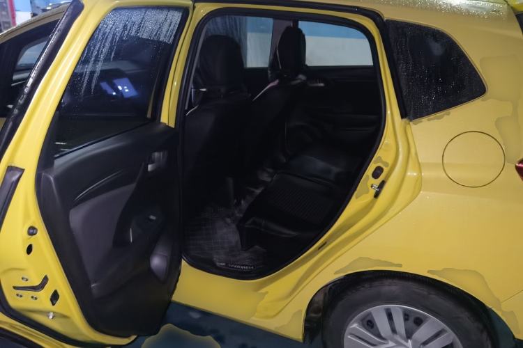 Used Honda Fit 2014 1.5L LX Manual Comfort Model