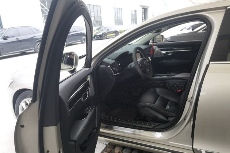 Used Volvo S90 2017 T5 Zhiyuan Edition