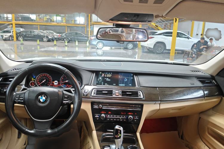Used BMW 7 Series 2013 740Li Leading Model
