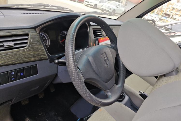 Used Jinbei Hiace X30 2023 1.5L Super-Enjoyment Van 2/5 Seats Non-Air-Conditioned Version SWC15M