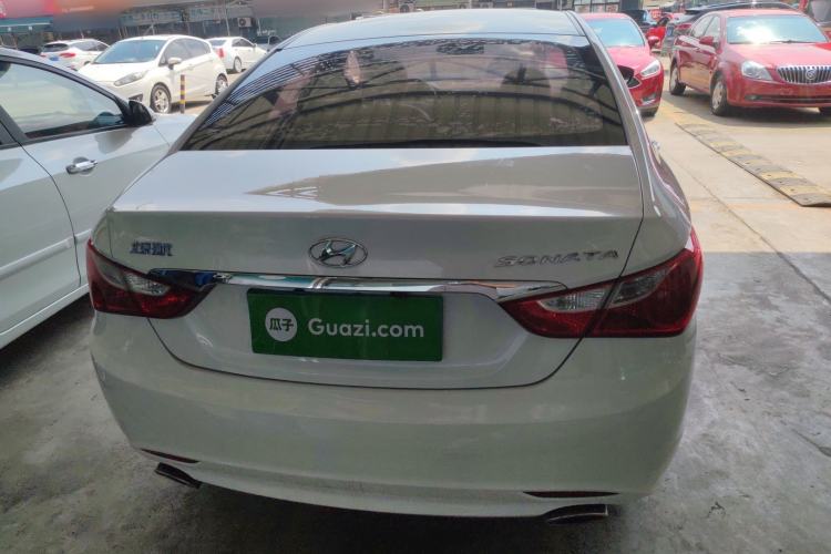 Used Hyundai Sonata 2015 Classic 2.0L Automatic Luxury Edition Rear