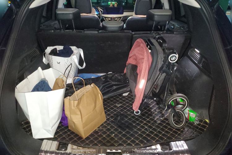 Used Ford Escape 2020 EcoBoost 245 Four-Wheel Drive Luxury Edition Trunk