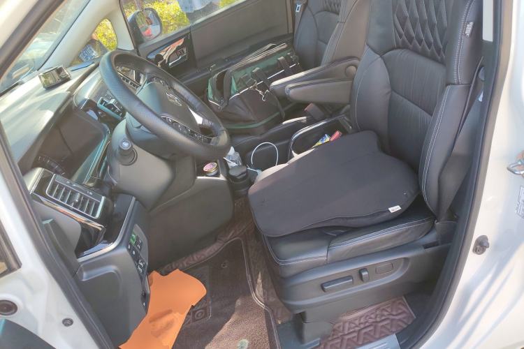 Used Honda Elysion 2019 2.0L Hybrid Luxury Edition
