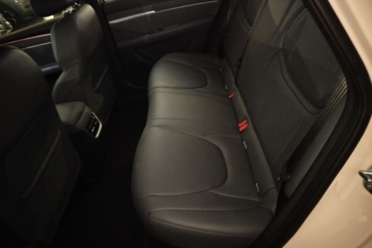 Used XPeng MONA M03 2025 600 with Ultra-Long Range Max Left Rear Seat