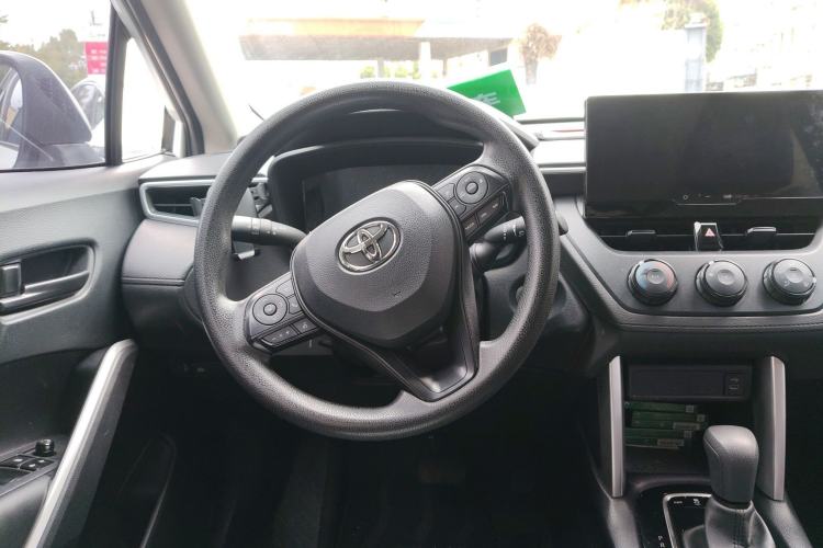 Used Toyota Corolla Cross 2023 2.0L Pioneer Edition
