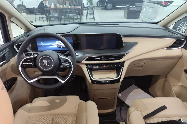 Used Buick GL8 New Energy 2025 Lu Shang Luxury Edition 7-Seater
