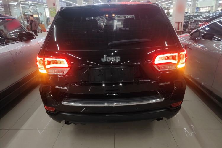 Used Jeep Grand Cherokee 2017 3.0L Comfort Navigation Edition
