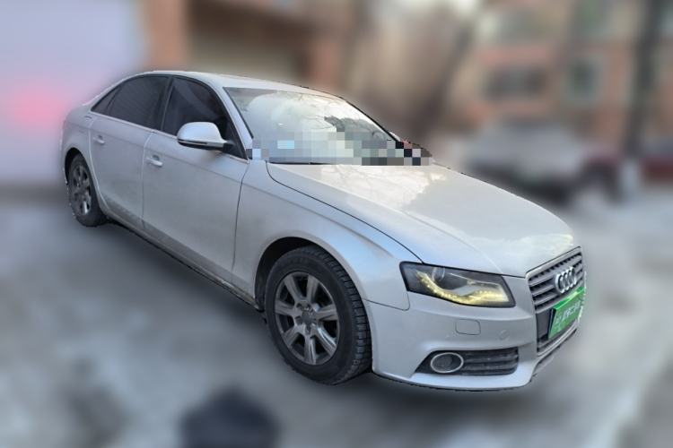 Used Audi A4L 2012 2.0 TFSI automatic Comfort trim level