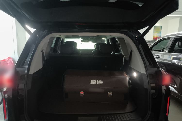 Used EXEED Lanyue 2025 400T Two-Wheel Drive Starlight Edition 7 Seats
