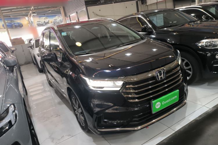 Used Honda Odyssey 2024 2.0L eHEV Sharp & Smart Edition