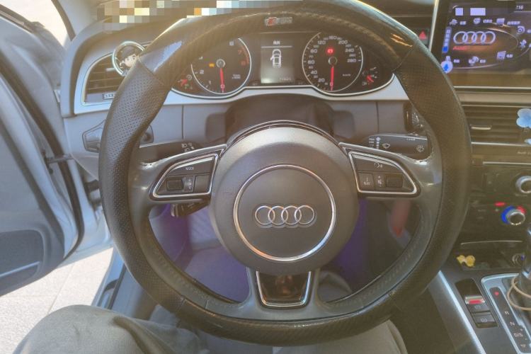 Used Audi A4L 2013 35 TFSI Automatic Standard Model
