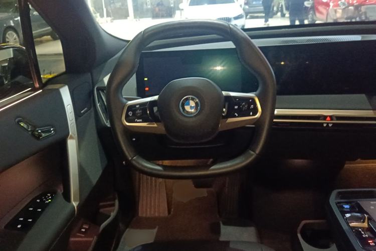 Used BMW iX 2023 Updated xDrive40
