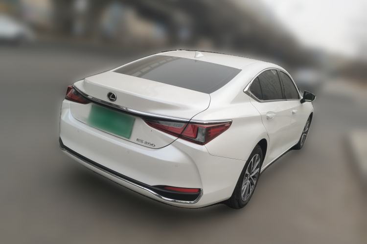Used Lexus ES 2023 200 Excellence Edition