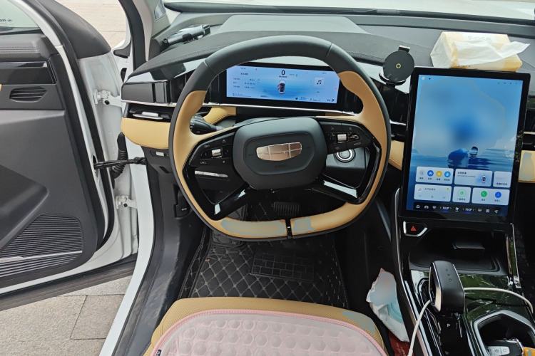 Used Geely Auto FX11 2023 1.5TD DCT Prestige Edition
