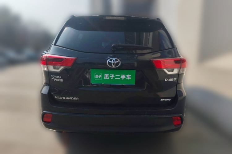Used Toyota Highlander 2018 2.0T Two-Wheel Drive Prestige Version 7 Seats China V Emission Standard
