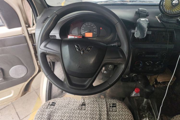 Used Wuling Rongguang 2012 1.5L Extended Basic Version
