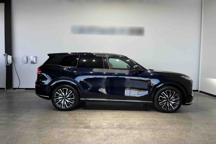 Used CHANGAN NEVO Q07 2025 215 Flagship PLUS Exterior 3